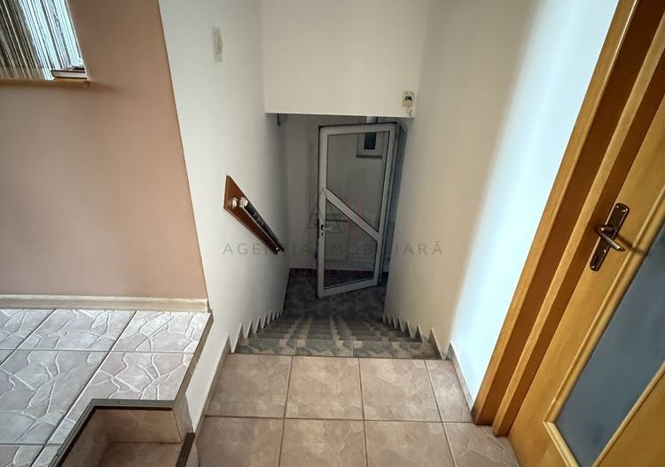 Vila Aviatiei | Constructie 2004 | 300 mp utili | Garaj - Poză 8