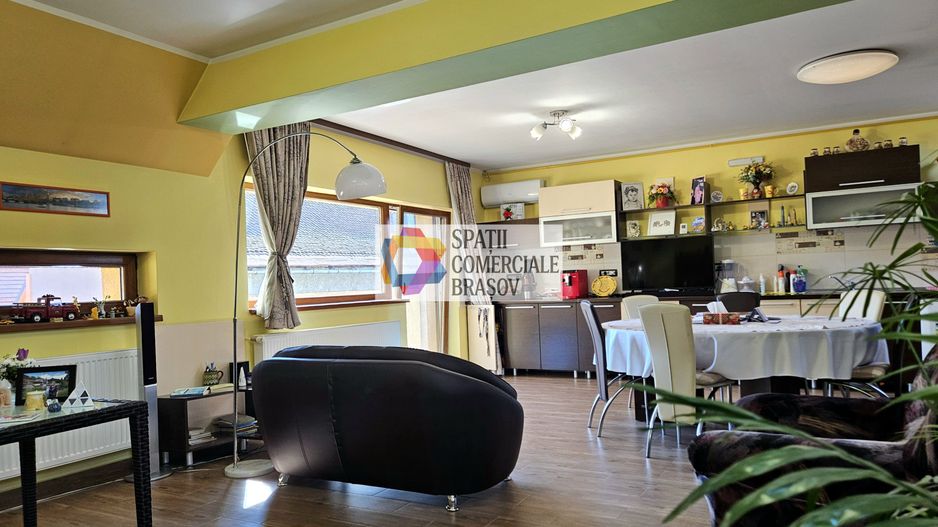 Casă plus Spațiu comercial  741 mp, Teren 906 mp Brasov - zona Blumana - Poză 32