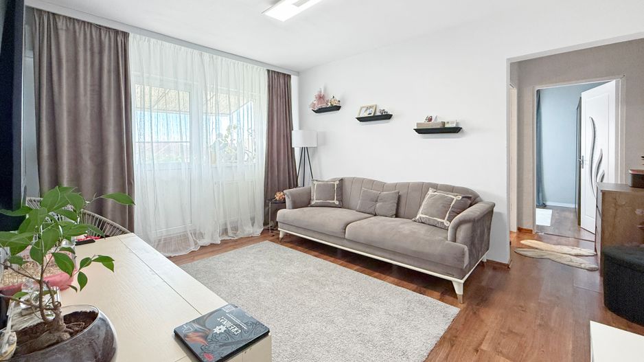 Apartament 3 camere, zona Lipovei, comision 0% - Poză 2