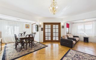 Vilă cu 8 camere de vânzare, piscina, livada, iesire la Balta Pasarea - Poză 6
