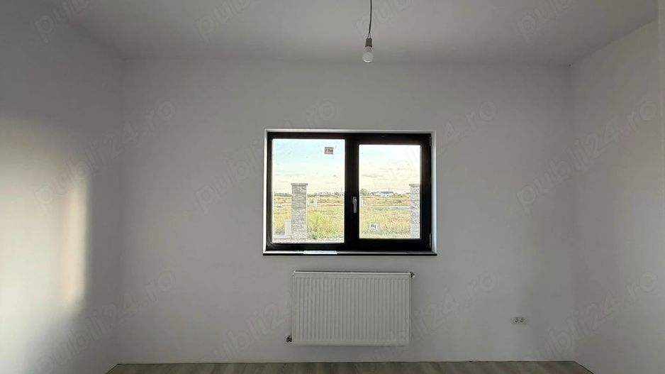 Duplex 81 mp cu 4 camere in Mosnita Veche - Poză 2
