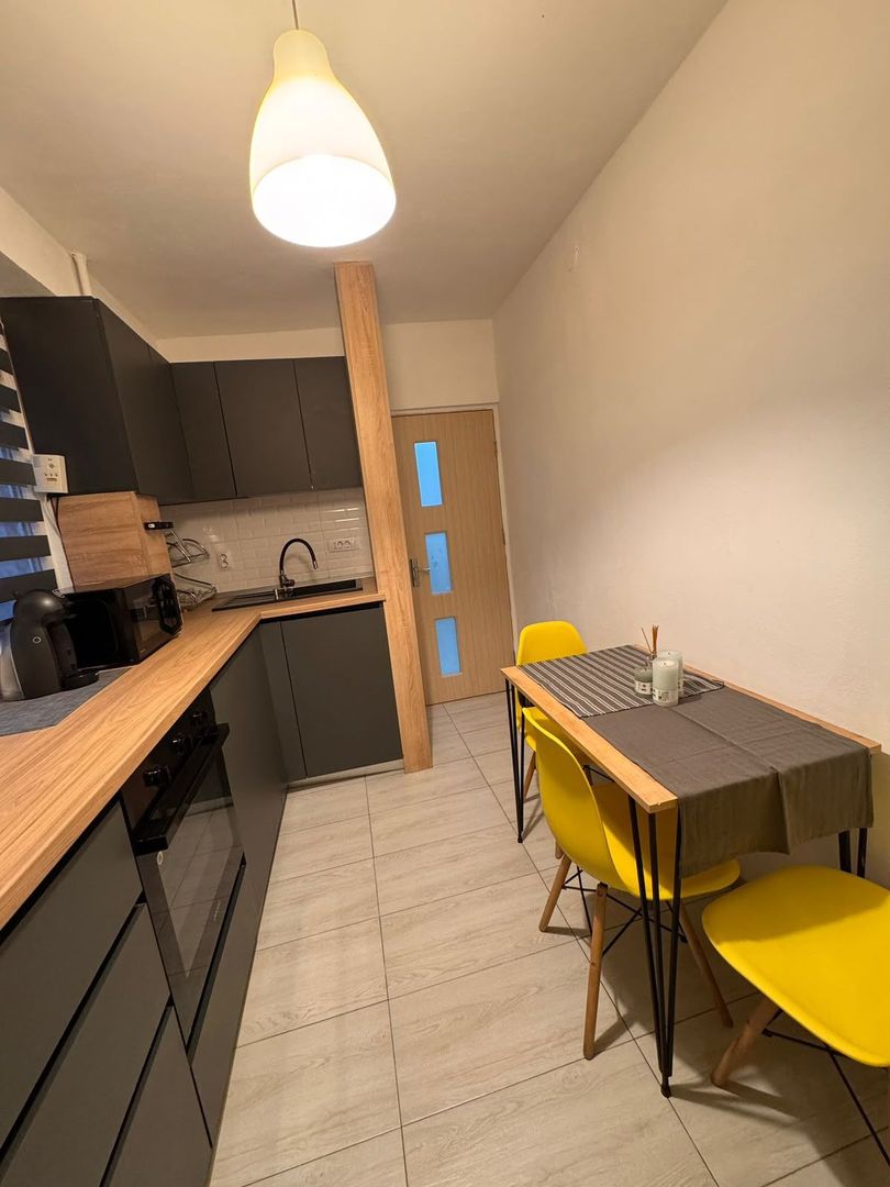 Apartament modern cu doua camere decomandat si loc de parcare, piata Progresul - Poză 10