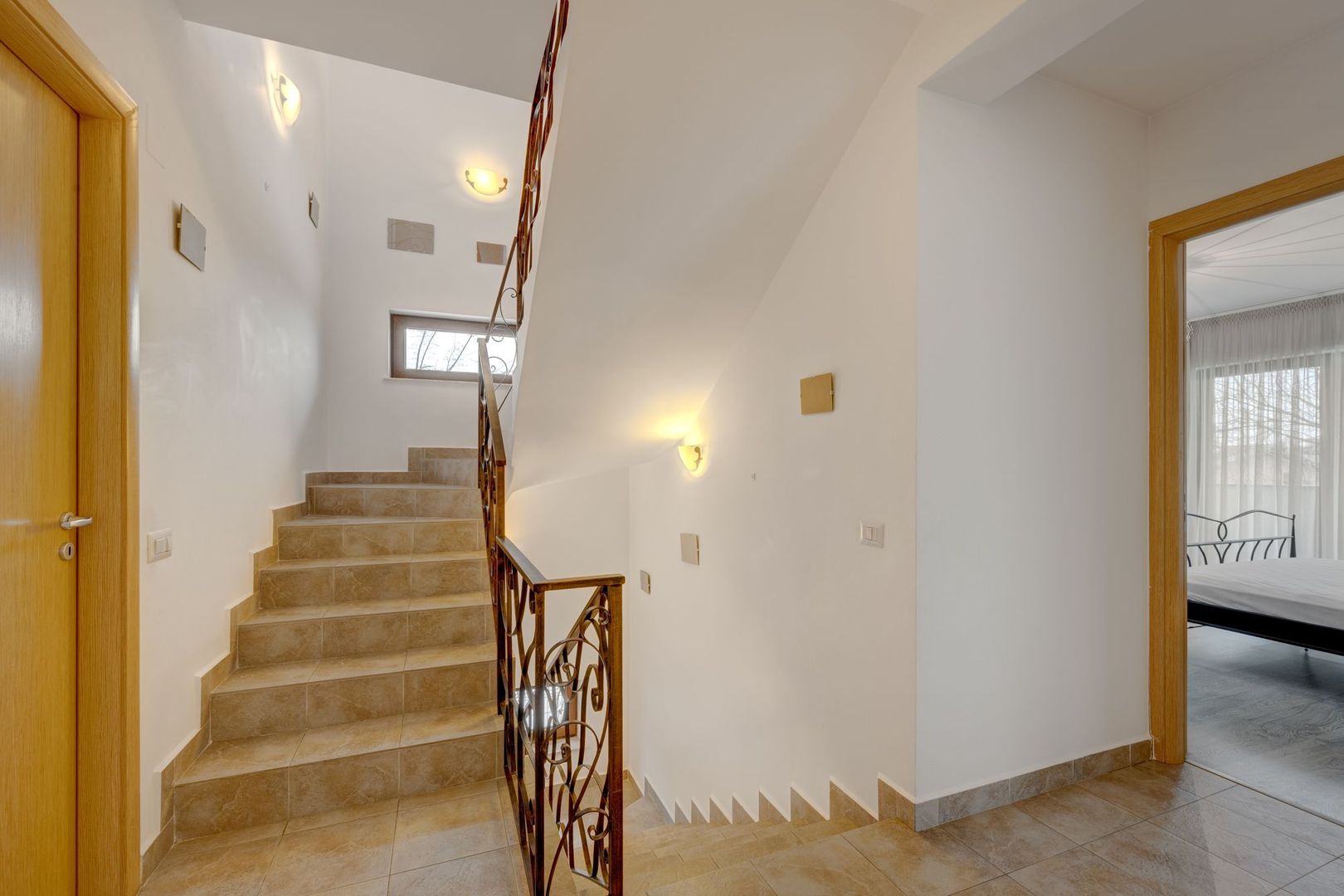 Vila de vanzare in Otopeni-central, zona linistita-Comision 0% - Poză 15