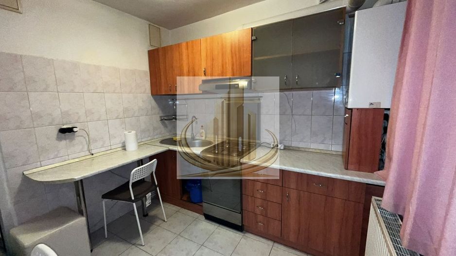 ÎNCHIRIERE o garsonieră spațioasă de 42 mp - Poză 4