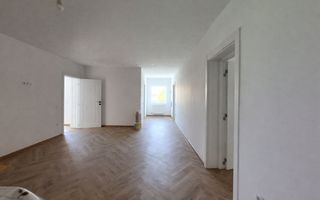 Casa renovata total- zona Calea Poplacii cu teren de 454 mp - Poză 4