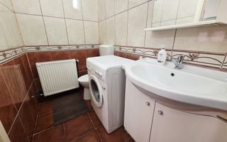 Garsonieră spațioasă de închiriat, ultracentral, la casă - Poză 7