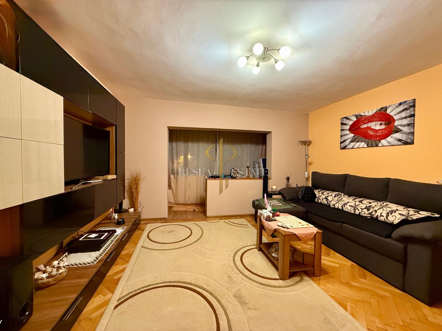 Apartament 3 camere-decomandat - zona Bucovina - Poză 1