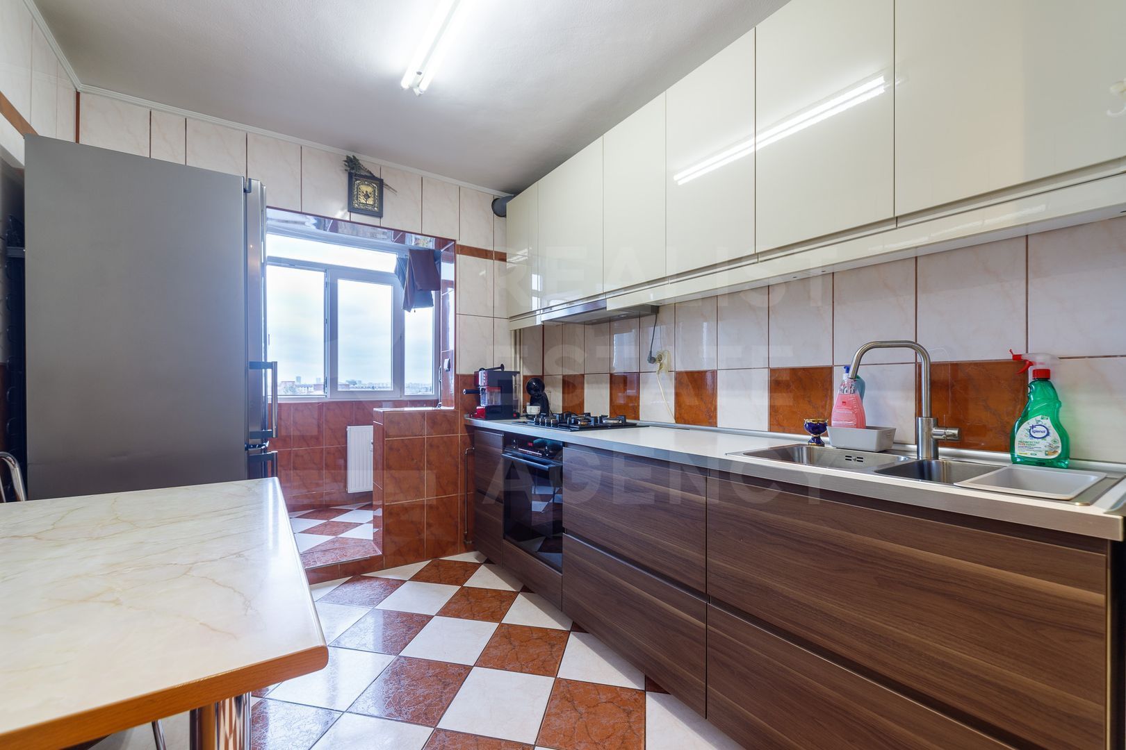 Vânzare, apartament, 3 camere, zona Uverturii - Poză 4