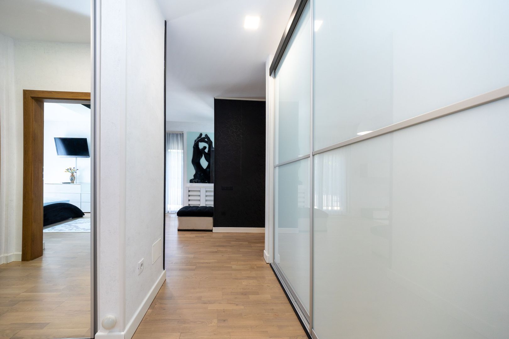 Apartament 3 camere | Grynvest Residence | Curte  99 mp | Terasa 53 - Poză 12