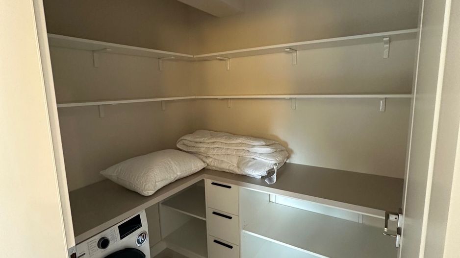 Apartment deosebit  se vinde complet mobilat - Poză 12