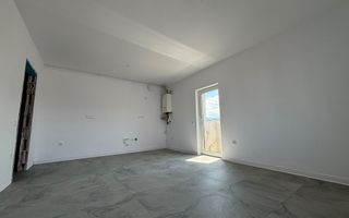 Apartament 3 camere decomandat - Poză 2