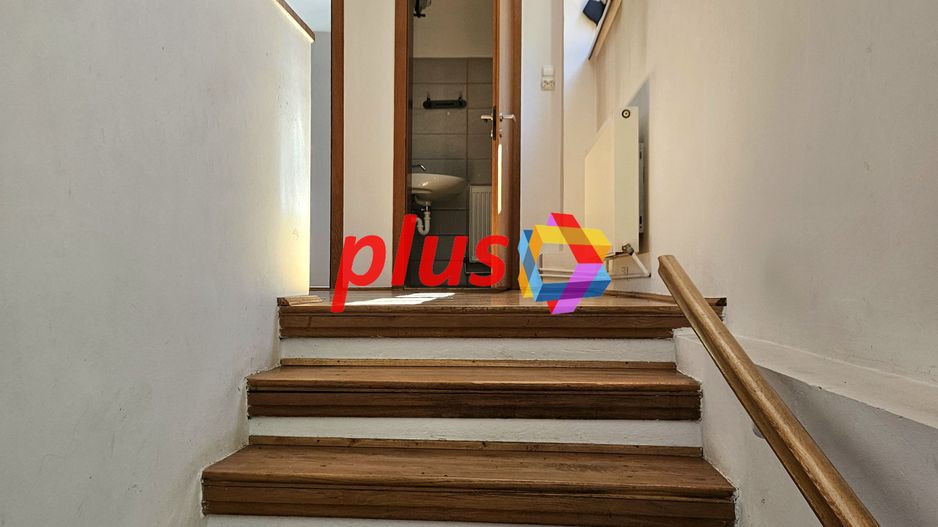 Casa deosebita cu 6 camere Central Brașov - 210 mp - Poză 10