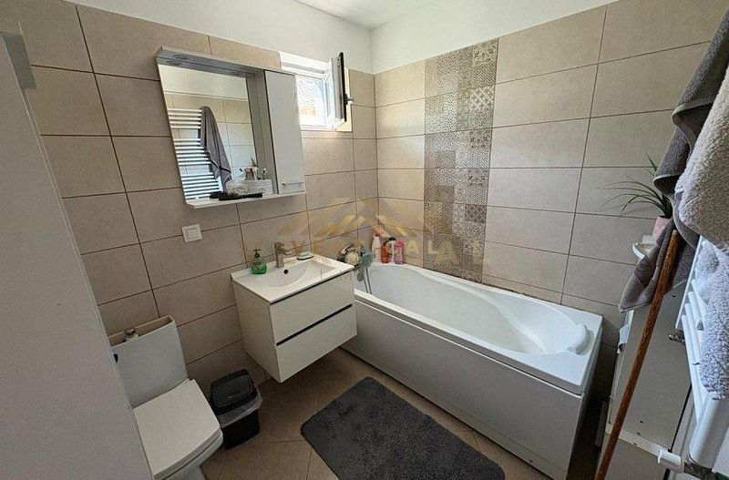 QVADRUPLEX OCAZIE, COM BERCENI, IF - Poză 6