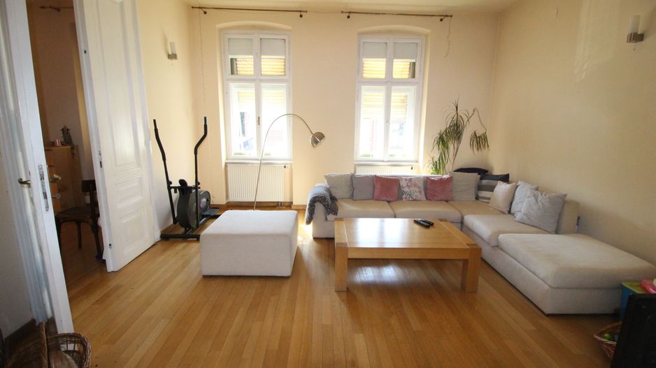 IMOBIL CU MULTIPLE DESTINATII - Poză 2