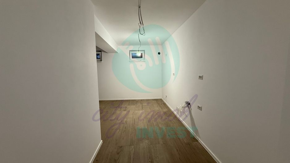 3 camere - ideale pentru activitati sau investitie - Poză 8