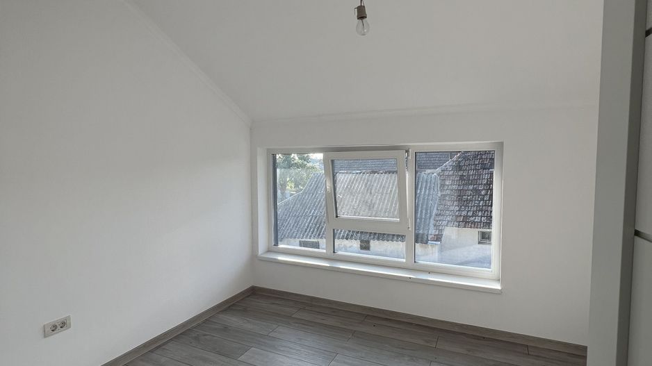 Vila Tip Duplex P+M spatioasa - pret bun - Poză 12