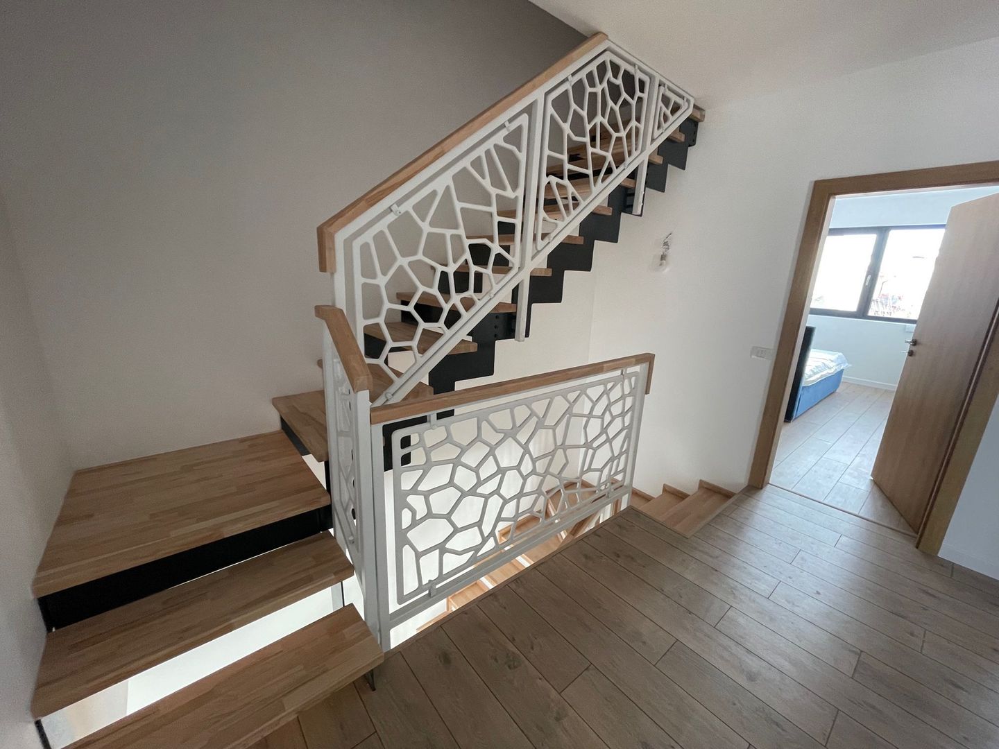 Vila Otopeni P+1+M, zona linistita, 0%COMISION - Poză 5