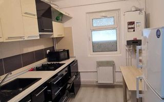 Ap3 camere dec. – Str. Sf. Lazăr, vis-a-vis de Auchan Palas-600 Euro - Poză 1