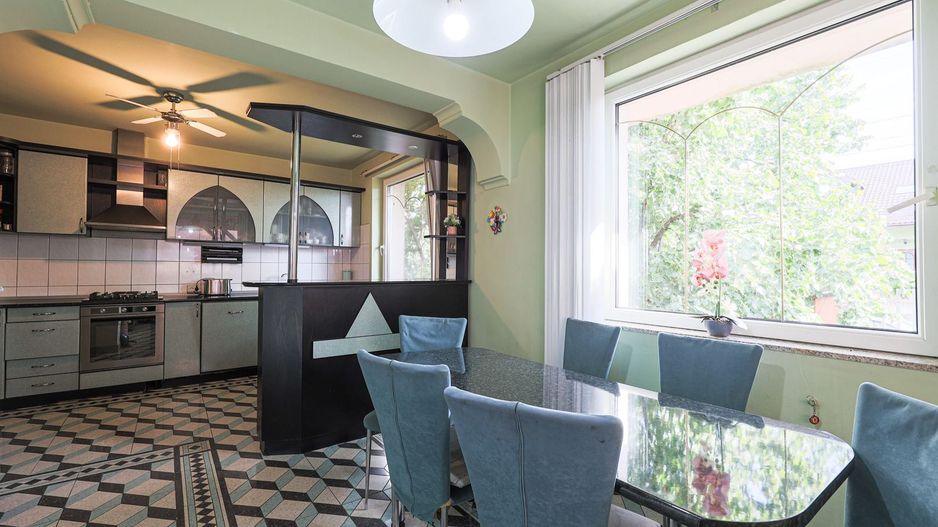 Vilă cu 6 camere–confort, intimitate și multiple utilizări - Poză 4