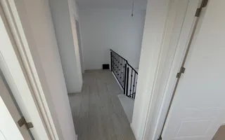 Casa individuala. 172 mp utili. Garaj. Disponibila imediat - Poză 32