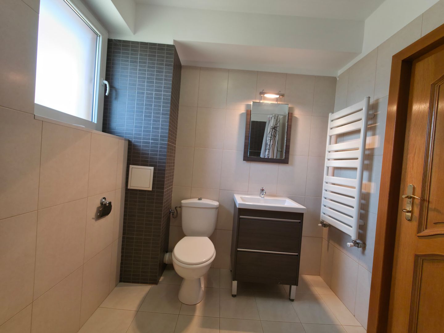 Vilă de inchiriat 5 dormitoare curte 300 m Iancu Nicolae Baneasa - Poză 11