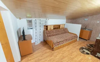 Casă cu 5 camere, complet renovată cu teren 920 mp în Tecuci - Poză 13