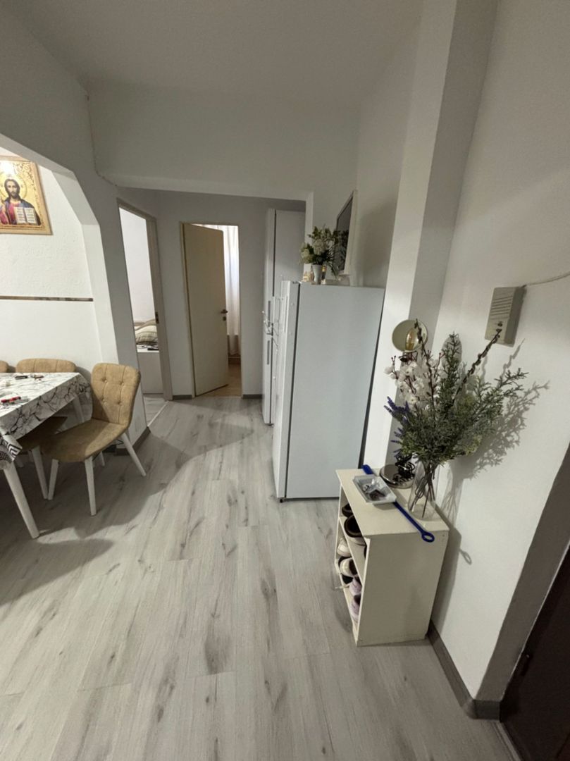 Apartament cu 2 camere de vanzare in Aiud - Poză 1