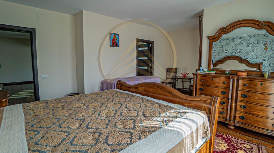 Palazu Mare / Elvila  - Vila deosebită compusă din S+P+2E, mobilata și utilata - Poză 45