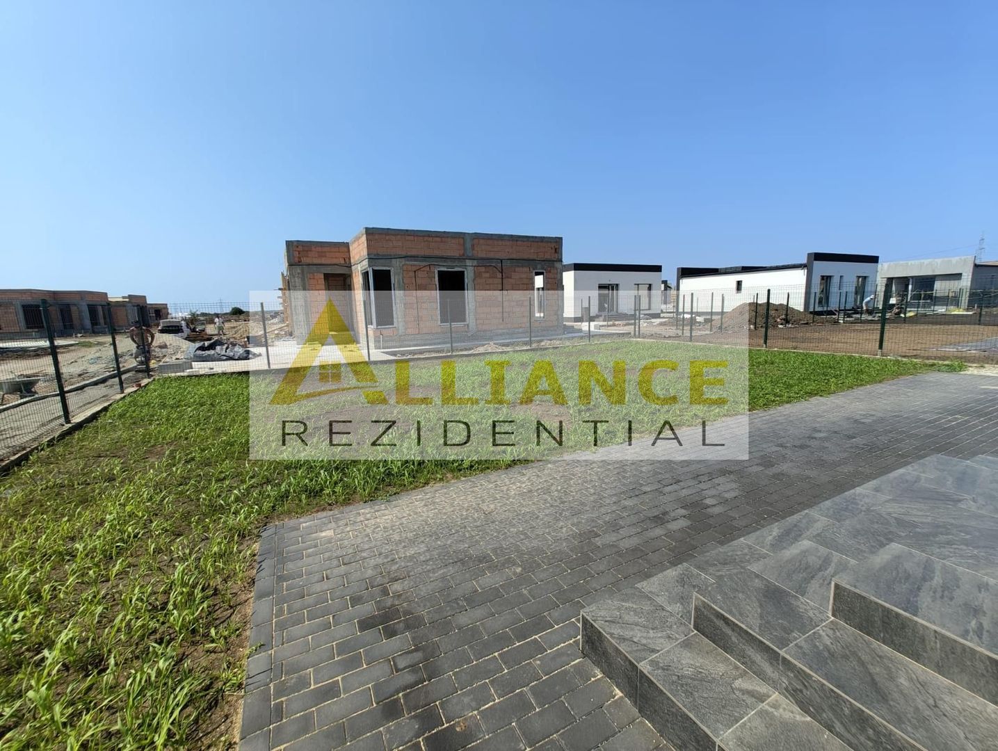 Casa Individuala - 4 camere - 2 bai  - 423 mp teren - Poză 4
