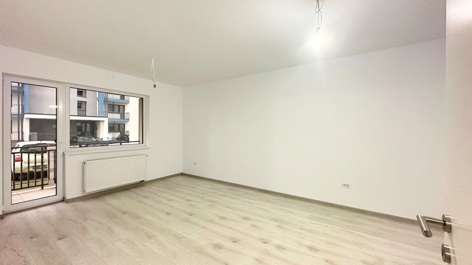 Inchiriere apartament nemobilat Casa Nobel Lângă Coresi - Poză 1