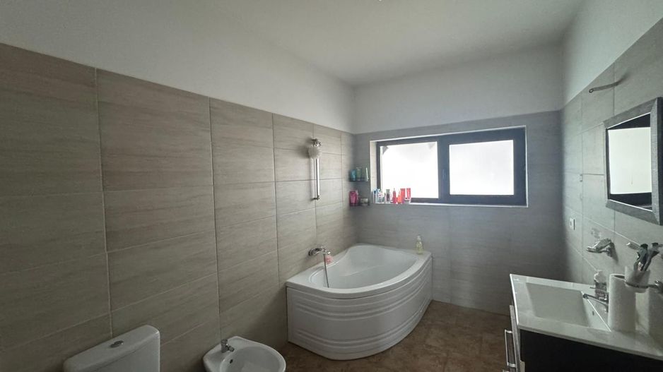 Vila 4 camere I Domnesti Ilfov - Poză 14