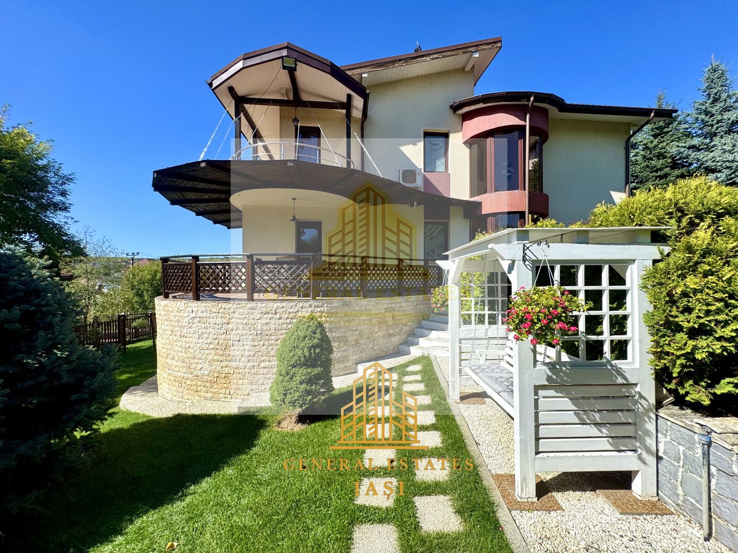 Vânzare Casă D+P+E - Full echipată în Bucium, Plopii fară soț - Poză 3