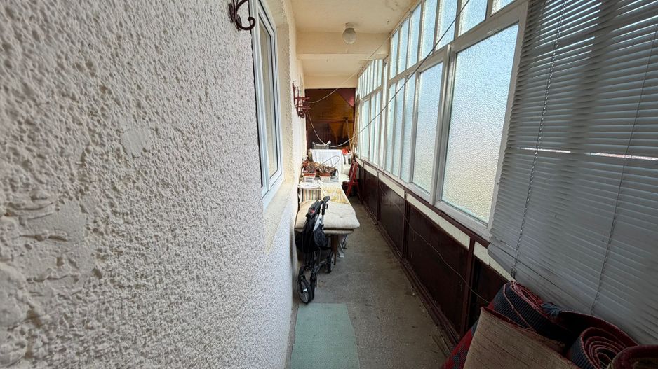 Apartament 3 camere, etaj 2 - zona Centru - Poză 9