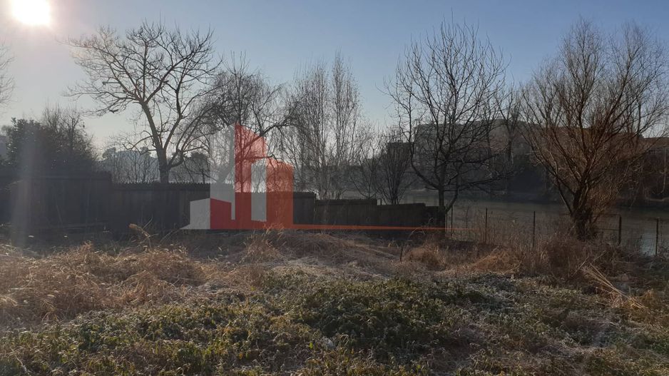 Teren superb rezidential, pe malul lacului Pipera - Poză 3