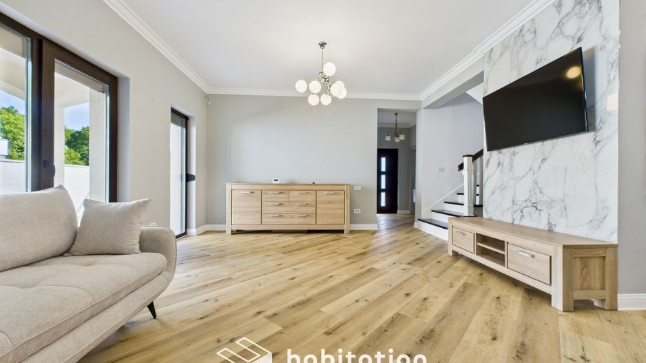 Tur virtual disponibil – duplex modern cu grădină privată și garaj - Poză 3