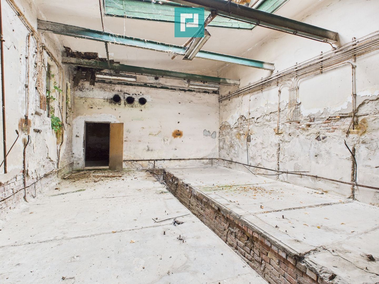 Spațiu de investiții 500 mp în Periam - Poză 5