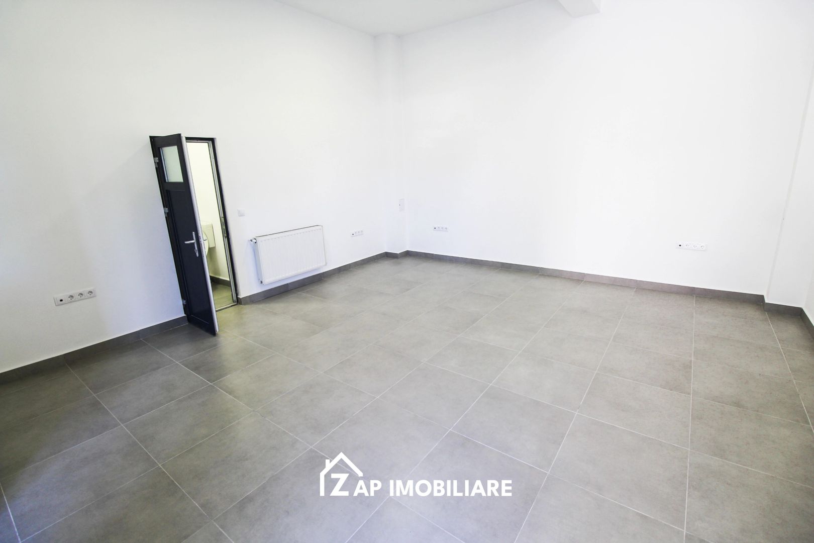 Spatiu de Birouri 100 mp - Renovat - Poză 19