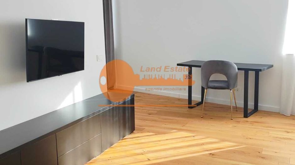 Apartament 2 camere ultracentral  2 băi - Poză 3