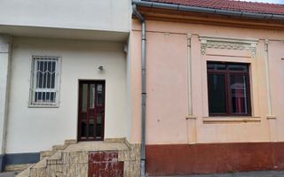 Birou, central, Ady Endre Oradea, 40 mp. 399 E/lună. Comision 0 - Poză 6