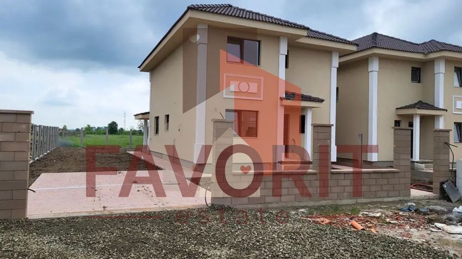 Duplex Individual cu 4 camere, curte generoasa - Mosnita Noua, Valery - Poză 1