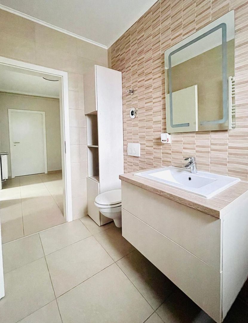 Închiriere apartament nou mobilat cu parcare si boxa et 2  Avantgarden 3 - Poză 10