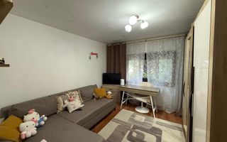 De vanzare apartament + teren generos în apropiere - Poză 9