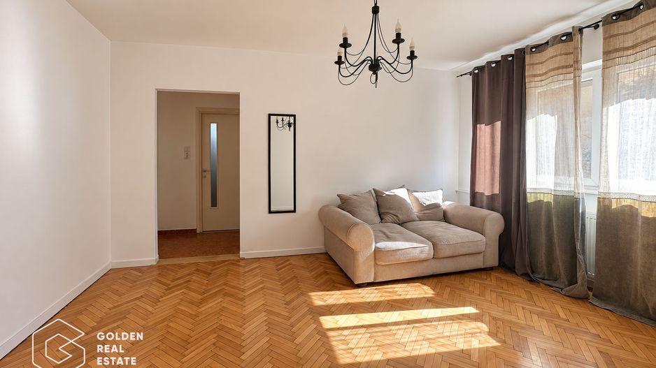 Apartament 2 camere,  Podgoria, Bulevardul Revoluției - Poză 1