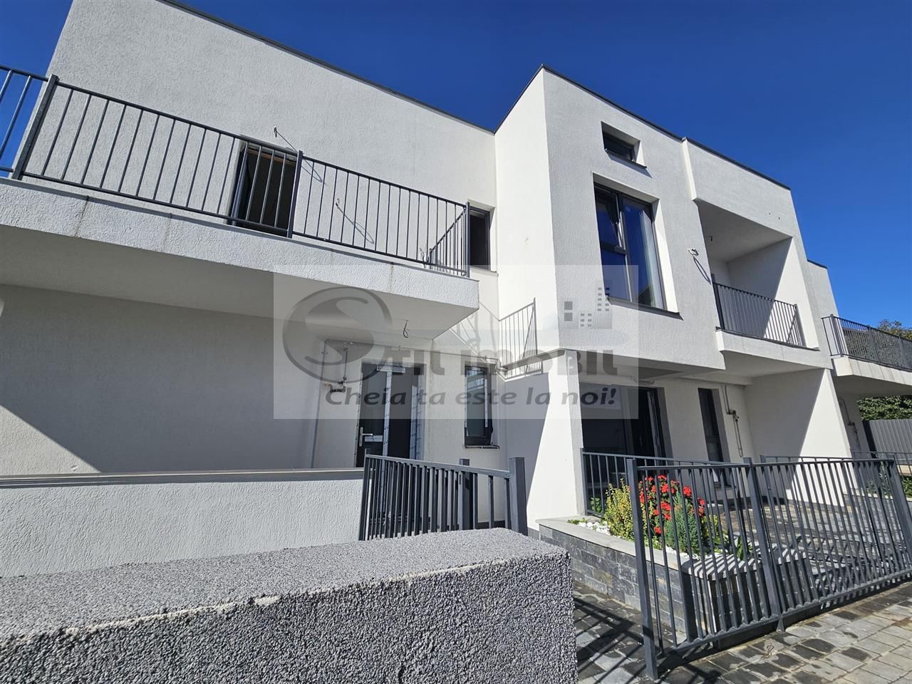 Apartament exclusivist dispus P+1 - 75mp - Poză 2