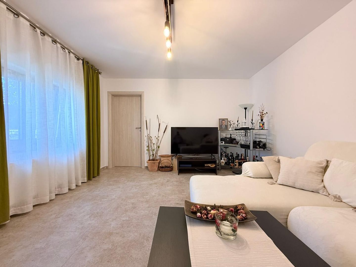 Casa renovata integral | acces auto in curte | Centrala proprie - Poză 12