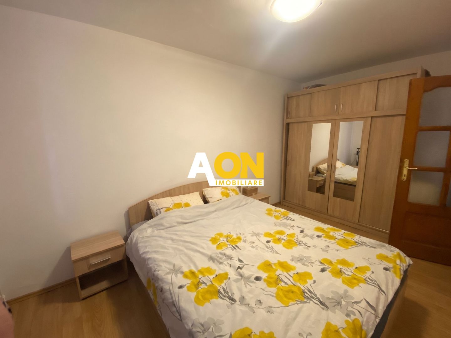 Apartament 2 Camere, Etaj 3, Loc de Parcare, Cetate - Poză 2