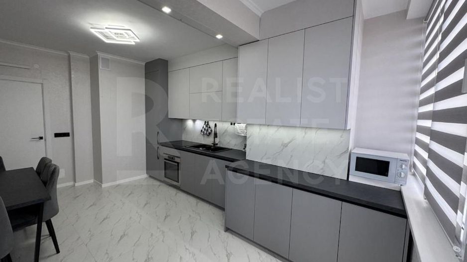Chirie, apartament, 2 camere, str. Alba Iulia, Buiucani - Poză 1
