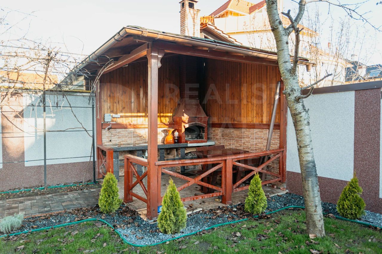 Chirie, casă, 2 nivele, 5 camere, strada  Anton Ablov, Telecentru - Poză 3