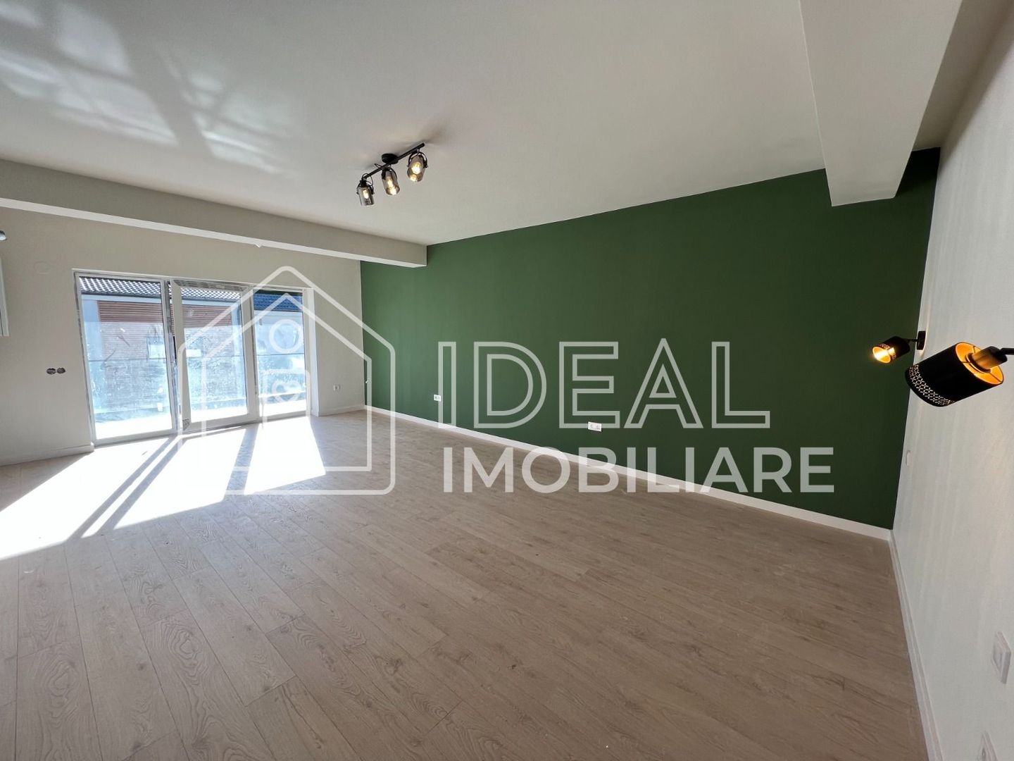 Garsonieră La CHEIE, 37mpu plus balcon - Poză 3