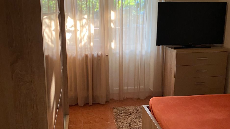 Spitalul judetean | 3 Camere | Centrala proprie| Boxa | Gradina proprie - Poză 2